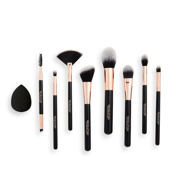https://www.maquibeauty.com/images/productos/revolution-set-de-brochas-the-brightest-star-brush-collection-2020-3-55905.jpeg