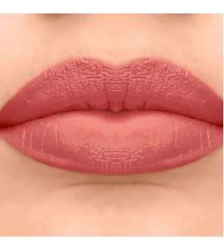 L.A. Colors - Liquid Lipstick Velvet Plush - Blossom