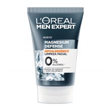 Loreal Paris - Magnesium Defense Men Expert Facial Cleanser - Sensitive Skin